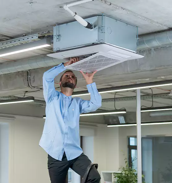 Expert Commercial Air Duct Cleaning in Milwaukee, WI